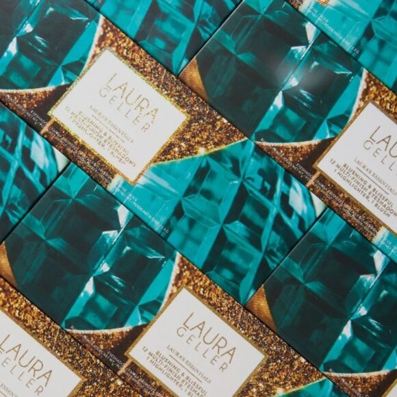 Laura Geller Essentials Blushing & Blissful 12 Multi-Finish Eyeshadows NEW - Picture 3 of 3